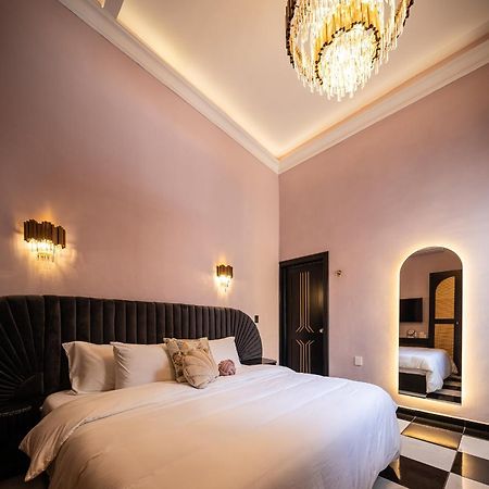 Holt Hotel De Mi Independencia King Room Oaxaca Экстерьер фото